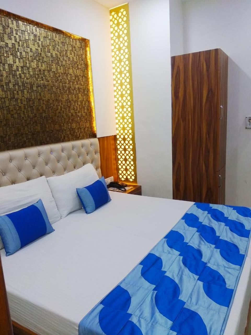 Hotel Spb 87 Near Karol Bagh Metro Station Delhi Exterior foto